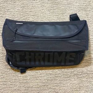 Chrome Simple Messenger bag